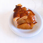 お菓子工房 ファヴリット - お皿が小さく見えます