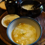 瓢亭 - キラキラ黄金色に光るおかゆ