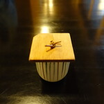 瓢亭 別館 - ふたを開けると…