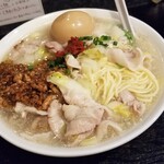 塩そば専門店 桑ばら - 白菜と豚バラ煮込みそば