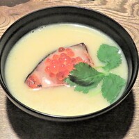 ごはんや 要兵衛 - 椀　鮭のクラムチャウダー風雑煮