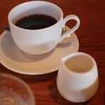 小さな森の喫茶店　レストラン　ワイルドダック - 