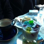 喫茶 ソワレ - ゼリーミルク。