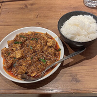 四川料理 龍の子 - 麻婆豆腐定食