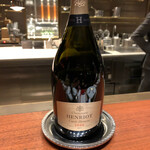 スガラボヴィー - 