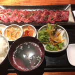 YAKINIKUYA - ロース定食+お肉おおもり