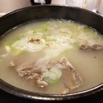 ヒョンヒョンポチャ