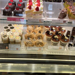 アン・シャルロット - 