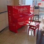 やまご食堂 - 勝浦駅の駅ピアノ