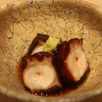 鮨 しみづ - 蛸の桜煮アップ