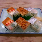 いづう - 箱寿司(3600円)
      