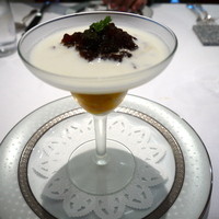 ラトラス - 2012/9ランチの冷前菜、オマールエビのコンソメジュレカリフラワーのヴルーテ