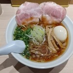 麺屋 kawakami - 中華そば＋煮卵