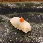 にぎり鮨 一五〇 - フグのにぎり