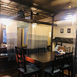 魚酔庭 - テーブル席