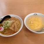 Sankokku - 天津チャーハンと味噌ラーメン（Qみそ）1,050円