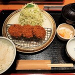 Tonkatsu Maisen - ご飯にキャベツ、みそ汁もおかわり自由♪平日限定ヒレひとくちかつ定食1,000円