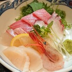 ときわ - 刺身盛り合わせは、まぐろ・たい・たこ・ほたて・えび