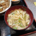 ときわ - 具沢山の味噌汁、大好きな油揚げがいっぱい入り、超ぉ〜ハッピー☆