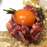 焼肉の龍園 小倉本店 - 黒毛和牛ユッケ