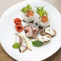 前菜盛り合わせ