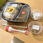 ほっともっと - 料理写真:チキン南蛮カレーときんぴらごぼうとポテトサラダ