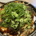 Hiroshima Ji Okonomiyaki Tarachan - 九条ネギトッピングは＋100円