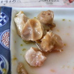 ジュン - 豚足の骨（通はこれを飴のように食べます）