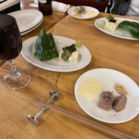 カルネジーオ イースト - 