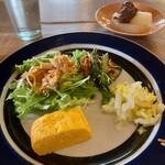 食堂カウ - おかず色々