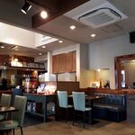 ステーキ・洋食のTANTO屋 - 店内の風景　2022.2