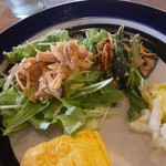 食堂カウ - おかず色々