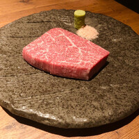 和牛とタン 焼肉 とみ 新橋本店 - 