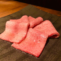 和牛とタン 焼肉 とみ 新橋本店 - 