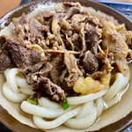 手打ちうどん 一屋 - お肉たっぷりの肉うどん！