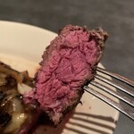 Black Angus Steakhouse - かなり赤いです♪