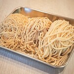 ざいとん - 麺も数種ご用意しております