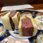 ニク サングルマン - 