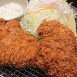 とんかつ神楽坂 さくら - 牡蠣フライとロースかつ定食