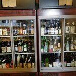Umidori - 多種多様な日本酒の数々
