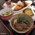 Ajinomise Iwashi - 鮟肝豆富に倉石牛のすき煮