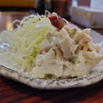 丸千葉 - ホッキサラダ、オイチそう～。