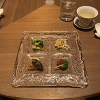 カントニーズ 燕 - 