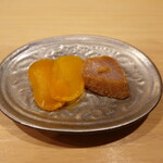 すし処 睦月 - からすみ、鰆燻製