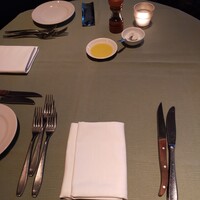 37 Steakhouse & Bar - テーブルセット