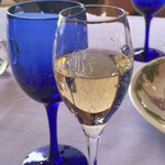 ピパ・ブルー - 食前酒（シャンパン）