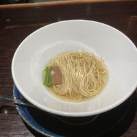 YAKITORI 燃 es - 美しい～～旨味の宝庫のスープ！麺は低加水のパッツン系！それがこのスープに合う！！
