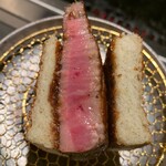 北海道焼肉 北うし - 知床和牛ヒレステーキサンド トリュフソース仕立て