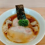 らぁ麺 飯田商店 - 見よ！この輝き！