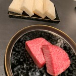 北海道焼肉 北うし - 知床和牛ヒレステーキサンド トリュフソース仕立て